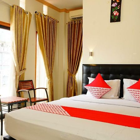 Hotel Golden Vella Pangkal Pinang Ngoại thất bức ảnh