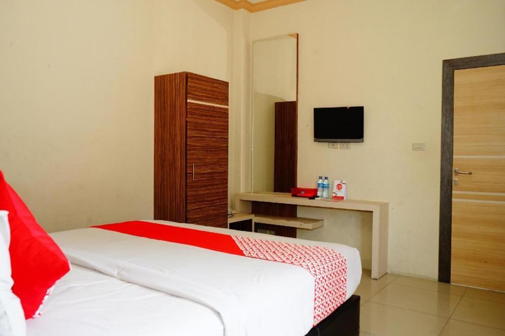 Hotel Golden Vella Pangkal Pinang Ngoại thất bức ảnh