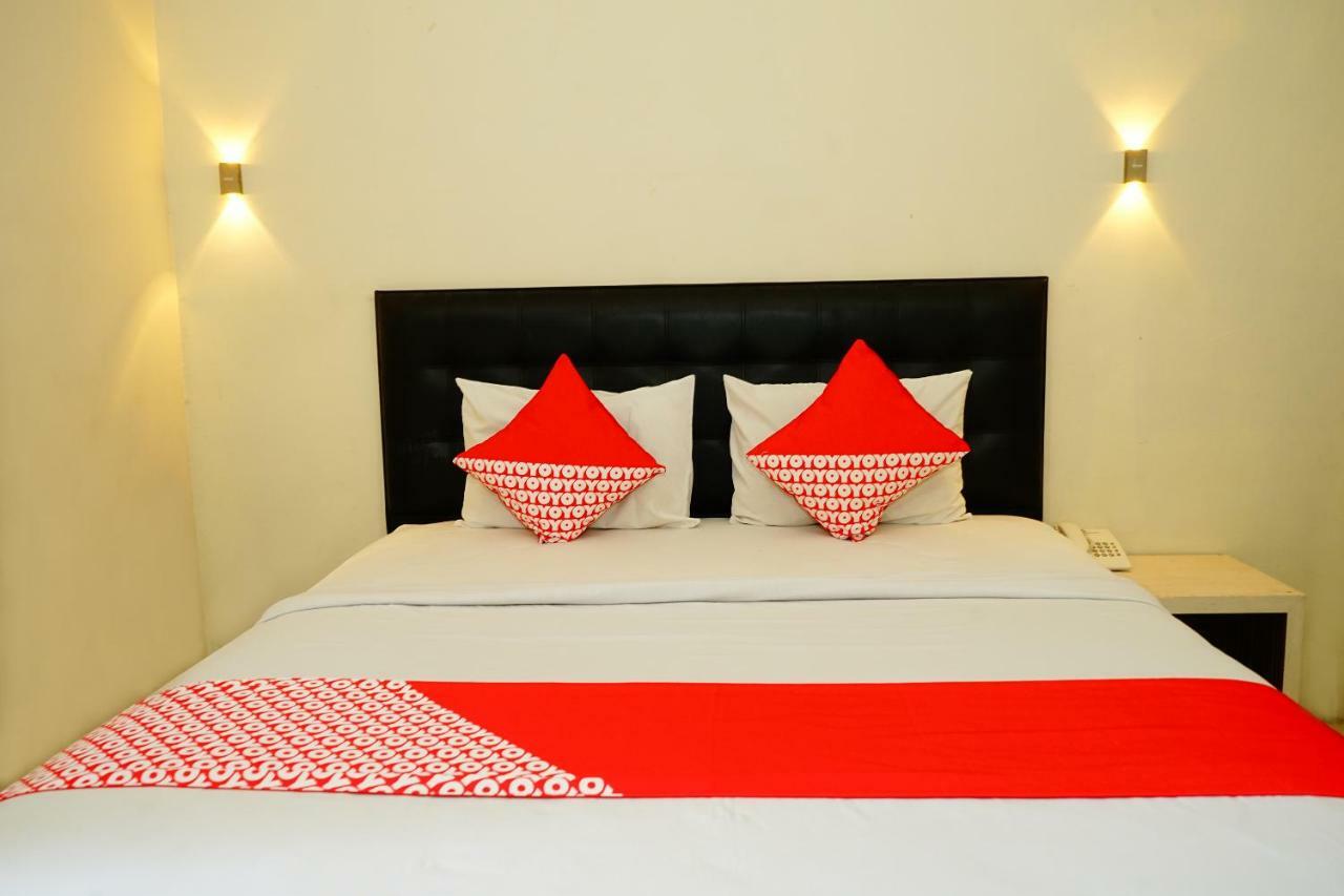 Hotel Golden Vella Pangkal Pinang Ngoại thất bức ảnh